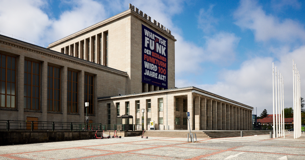 messe-berlin-gebaudefront