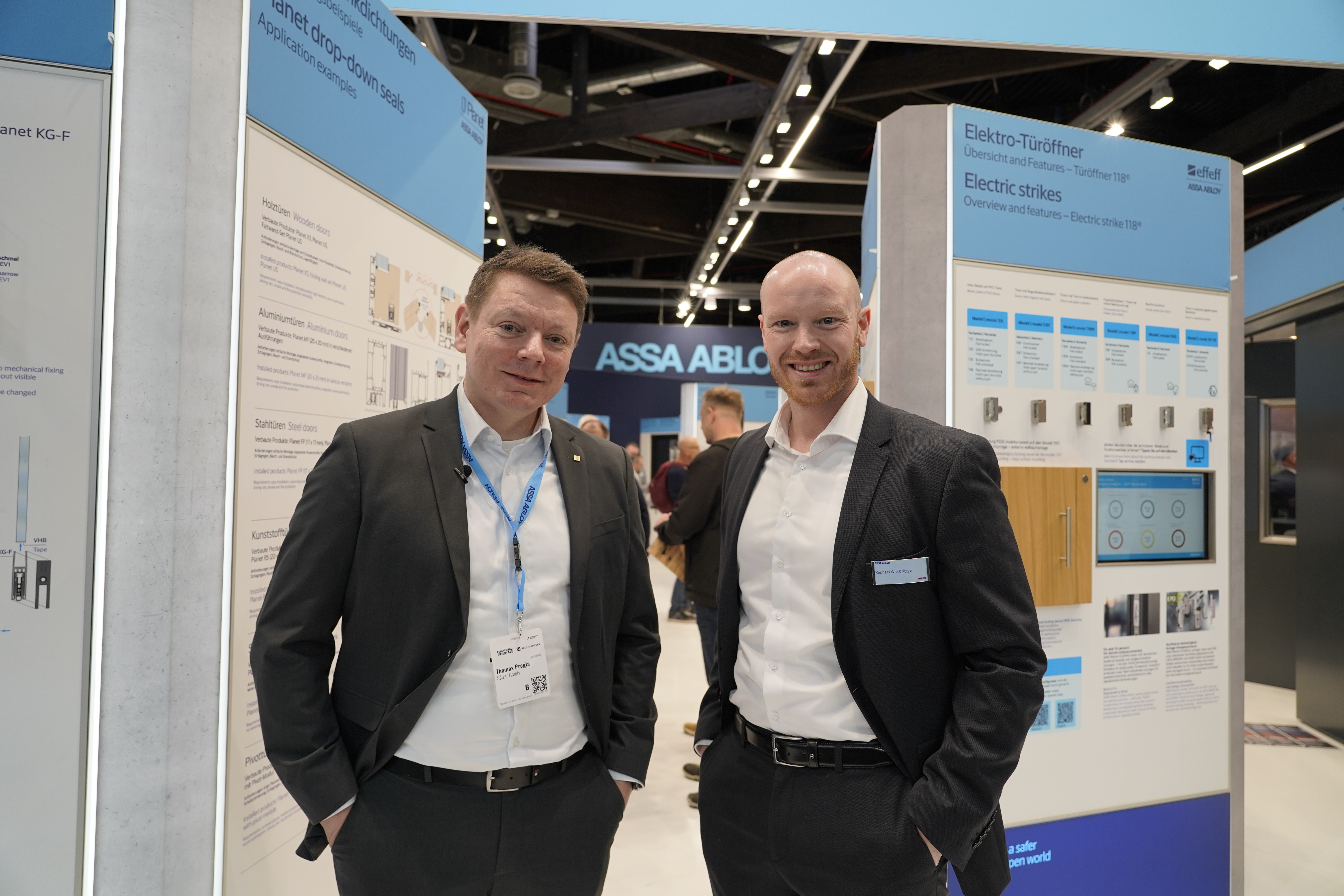 Thomas Pregla von Saelzer und Raphael Wiebruegge von ASSA ABLOY